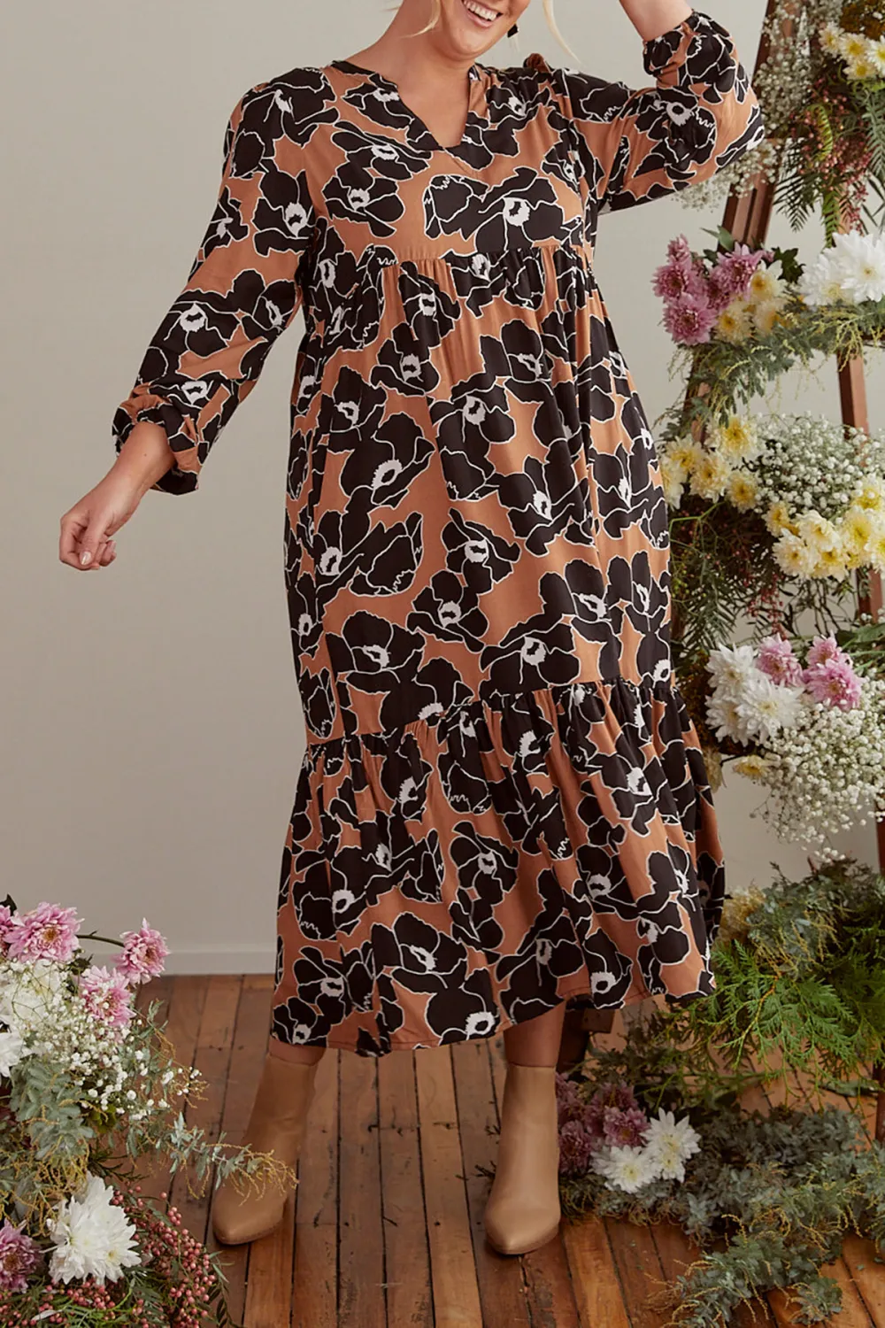 Sabre V-Neck Maxi Dress in Autumn Lily