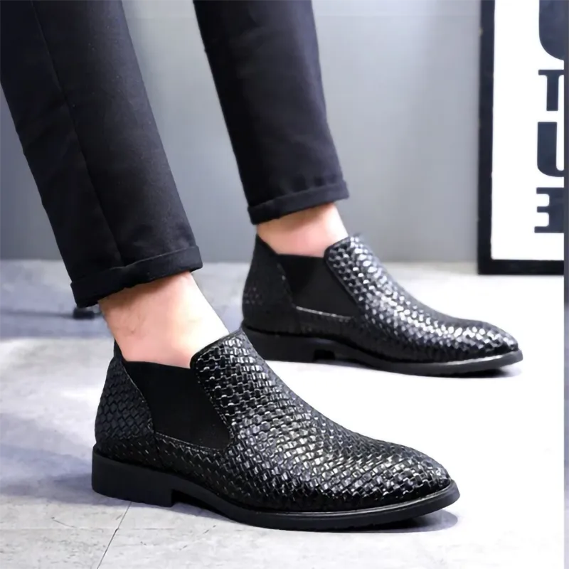 Men's Wide-Toe Comfortable Lightweight Breathable Crocodile Pattern Leather Shoes