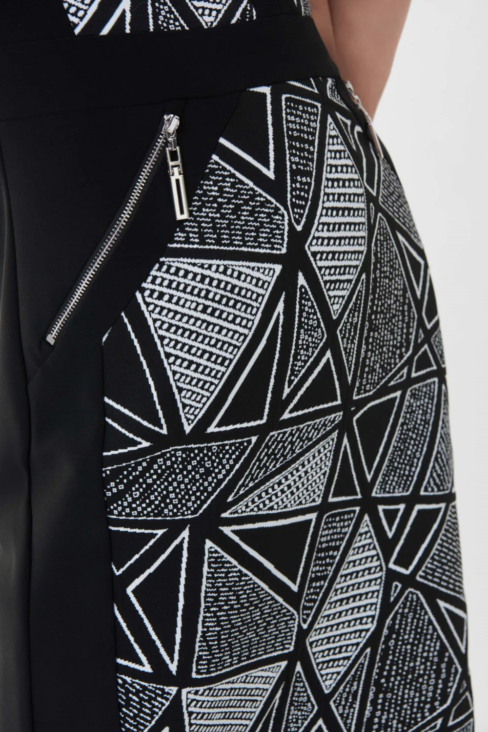 Dress Black White Print