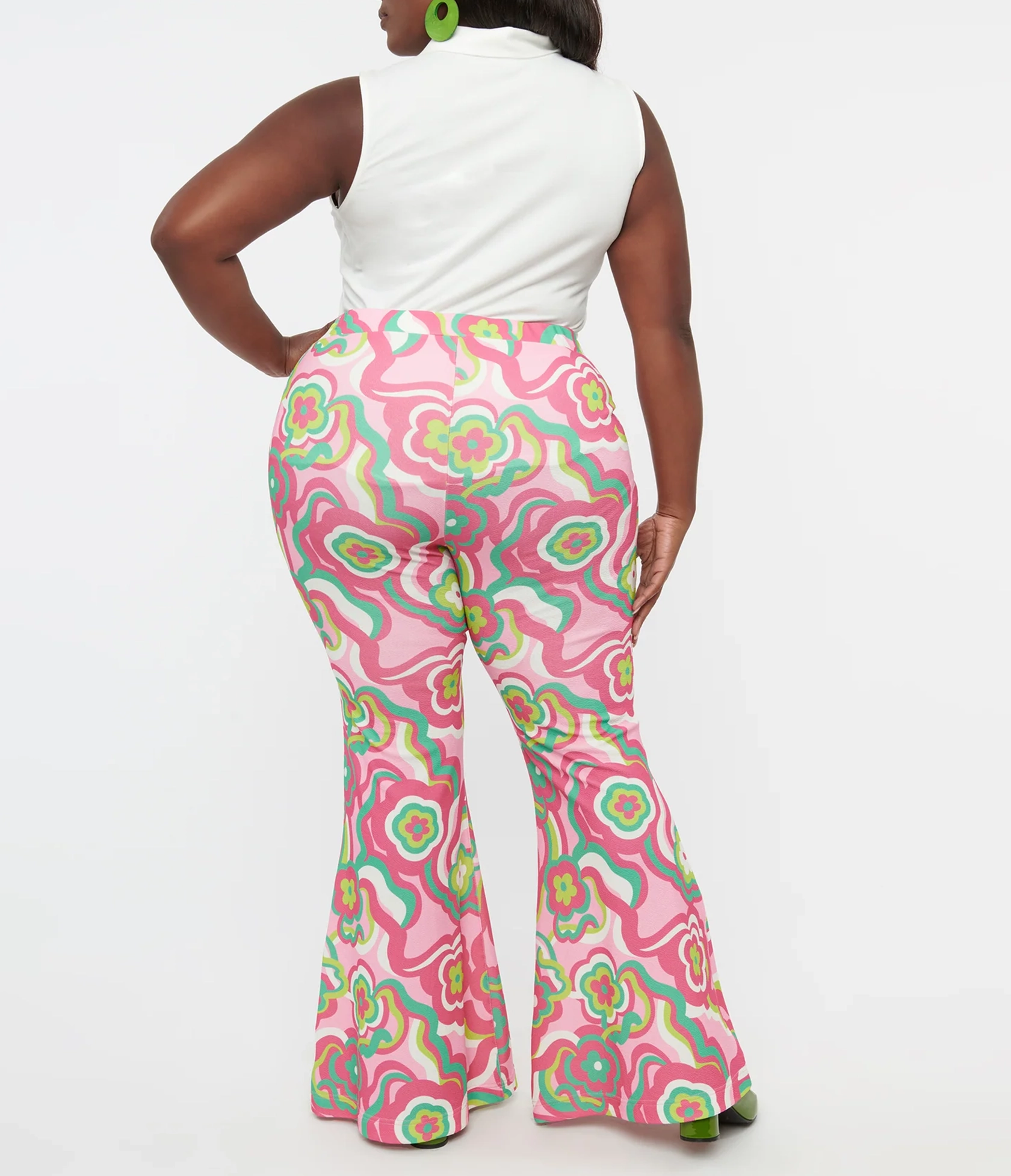 Barbie X Smak Parlour Plus Size 1970s Pink & Green Floral Evening In Flare Pants