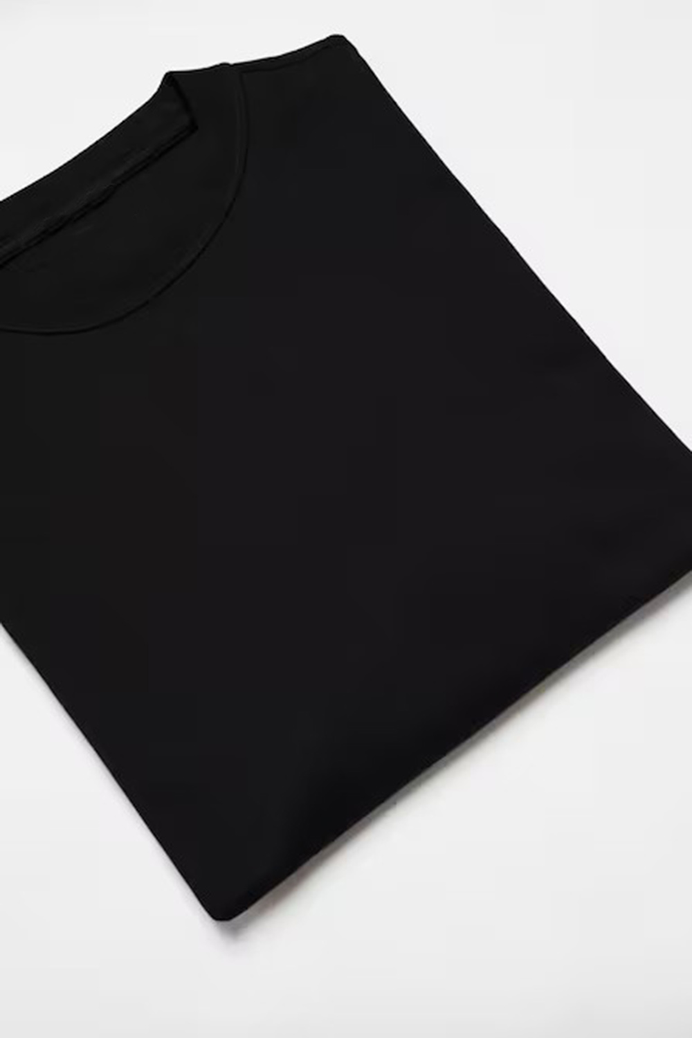 Light Fabric Long-Sleeved T-Shirt