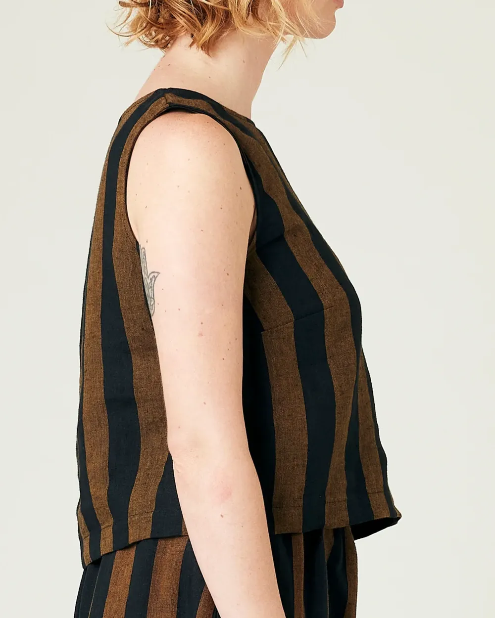 RUST & BLACK STRIPE LINEN TOP