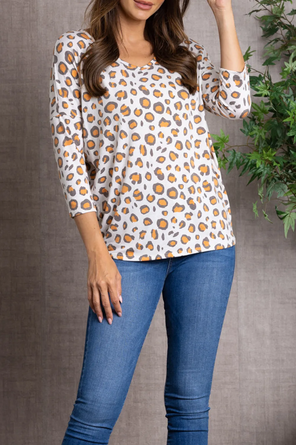 IVORY CHARCOAL ANIMAL PRINT 3/4 DOLMAN SLEEVE