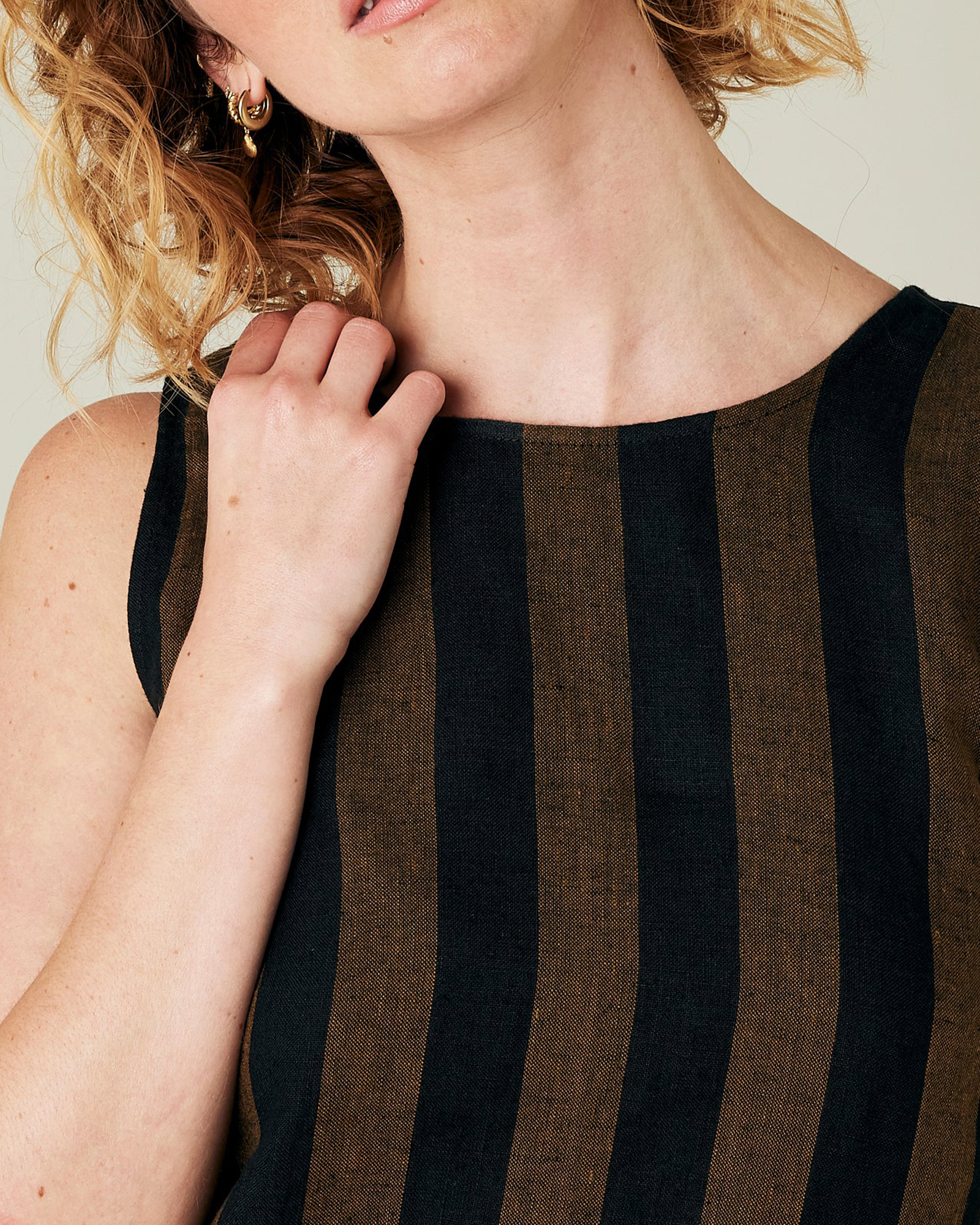 RUST & BLACK STRIPE LINEN TOP