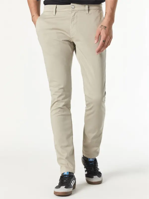 Johnny Slim Leg Chino