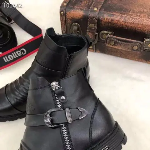 Italian Hand-embossed Zipper Martin Boots