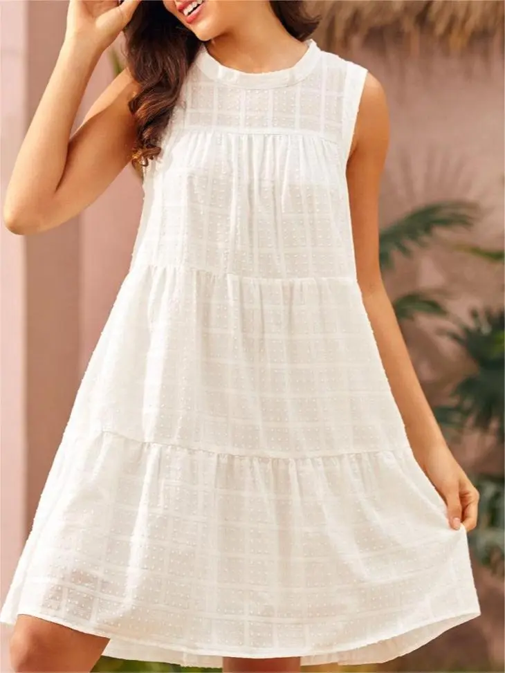 Garden Glamour Sleeveless Shift Dress