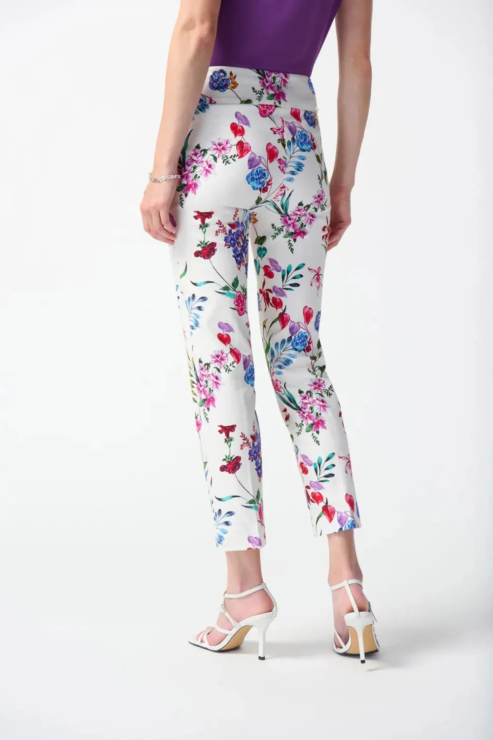 Millennium Floral Print Cropped Pull On Pant