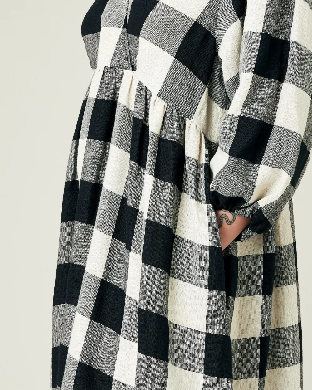 ABBIE STONE & BLACK MEGA CHECK LINEN DRESS