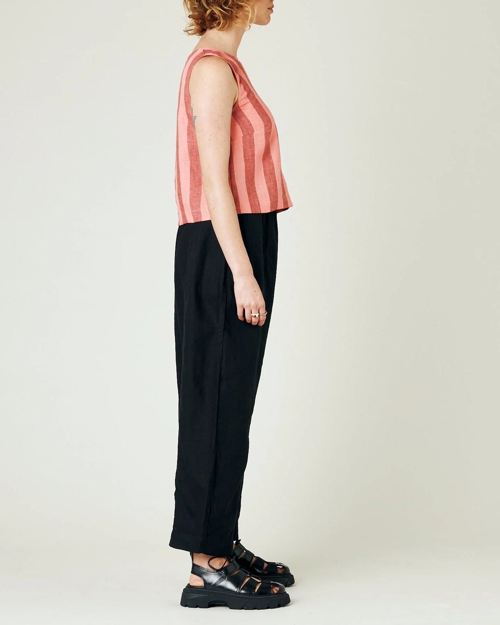 BLACK LINEN TROUSERS