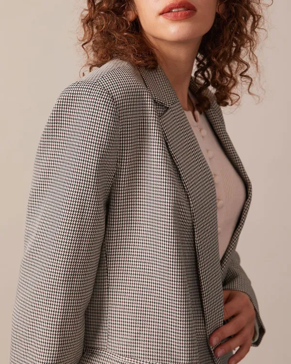 The Coffee Lapel Houndstooth Button Blazer