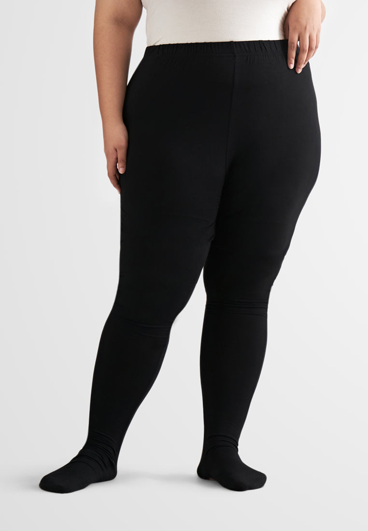 OUTSTANDINGLY SOFT Sock Leggings - Black