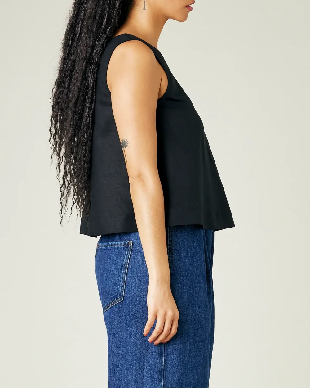 TARA BLACK LINEN TOP