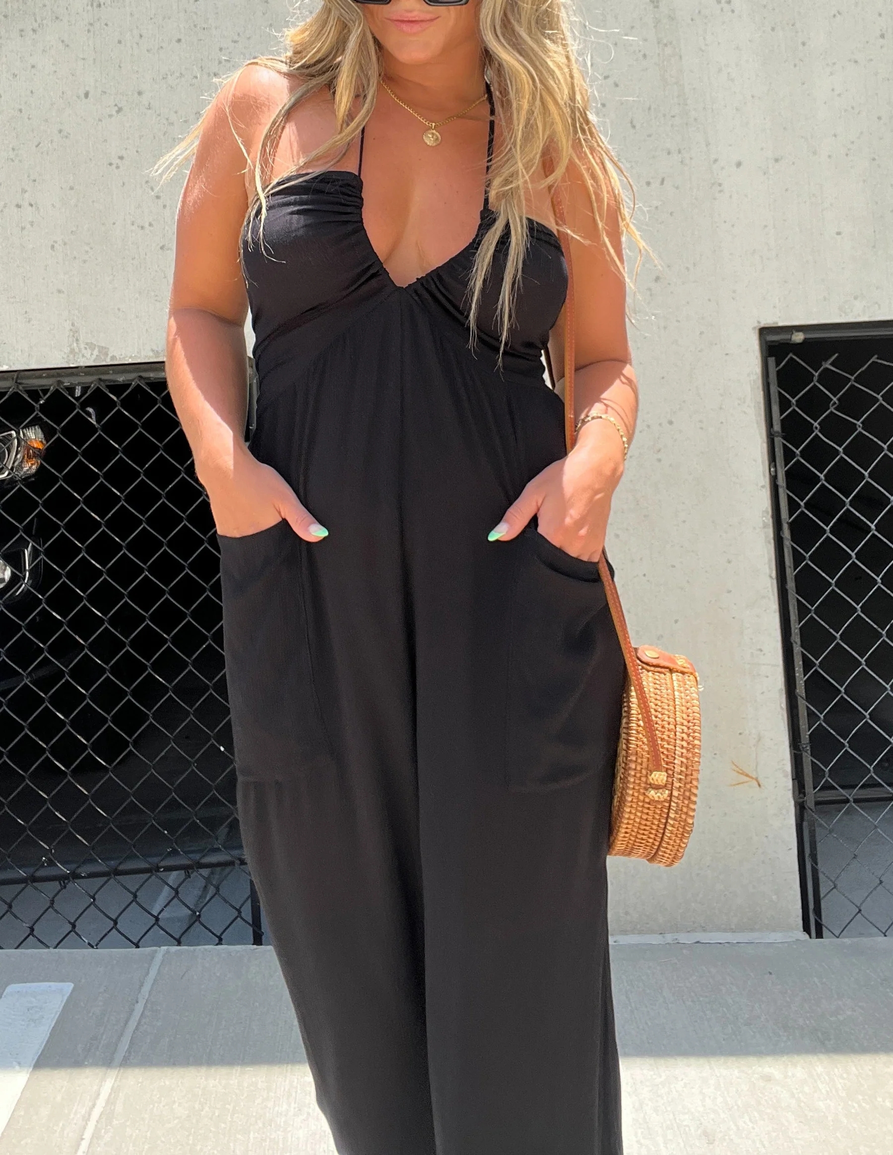 Hanging neck open back jumpsuit loose casual jumpsuit