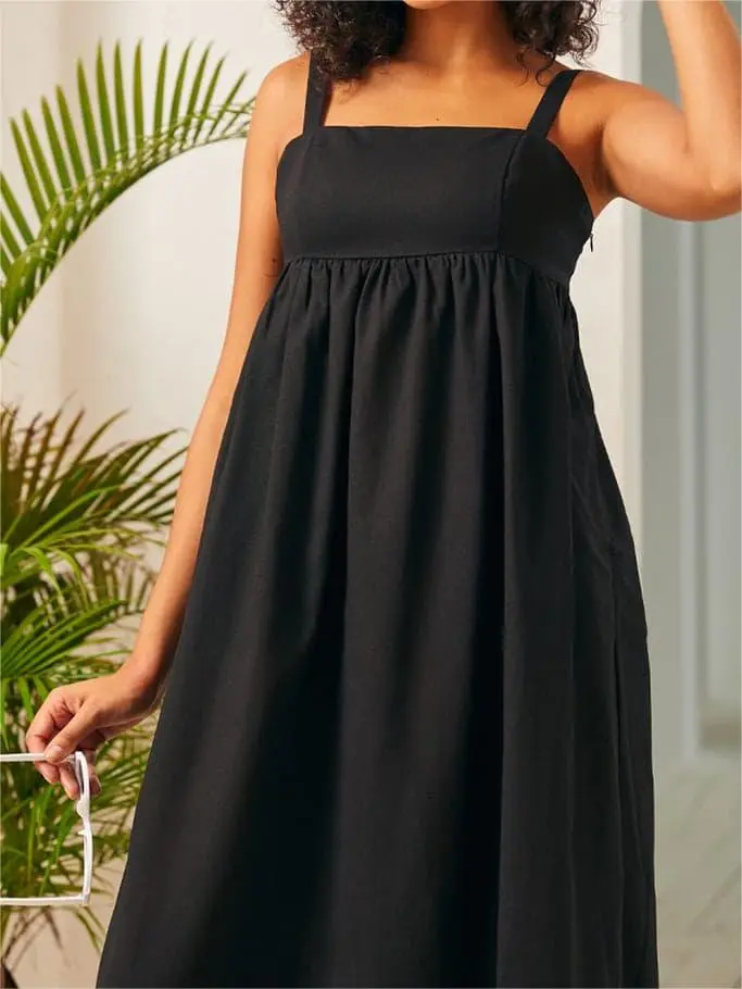 Black Adjustable Square Neck Dresses