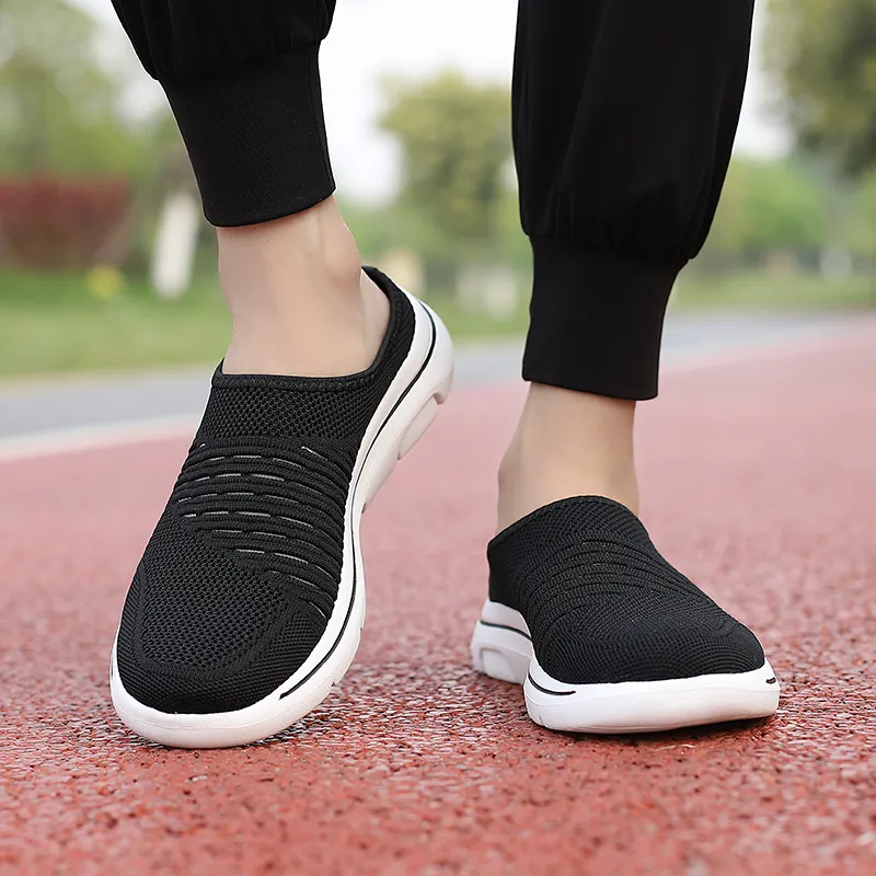 Comfortable sports shoes with arch support and massage effect - for patients with foot pain after long periods of standing