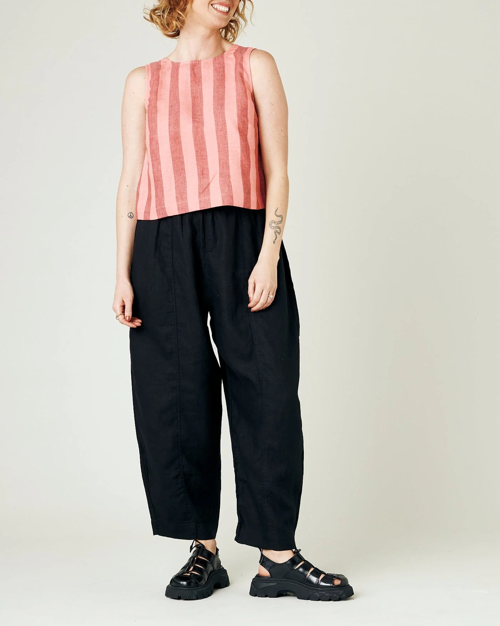 BLACK LINEN TROUSERS