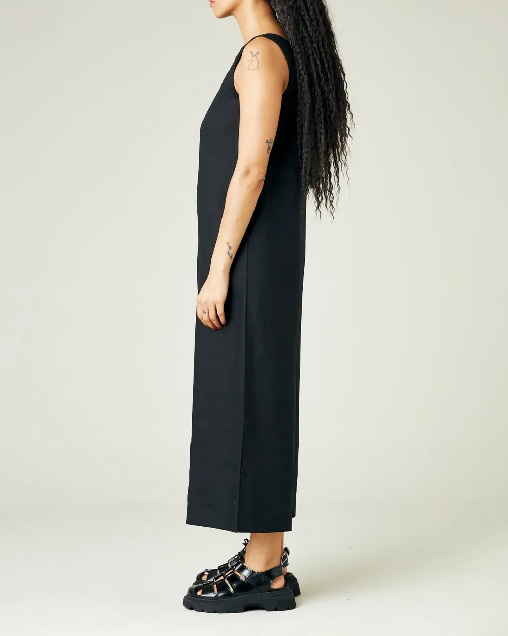 BLACK LINEN JUMPSUIT