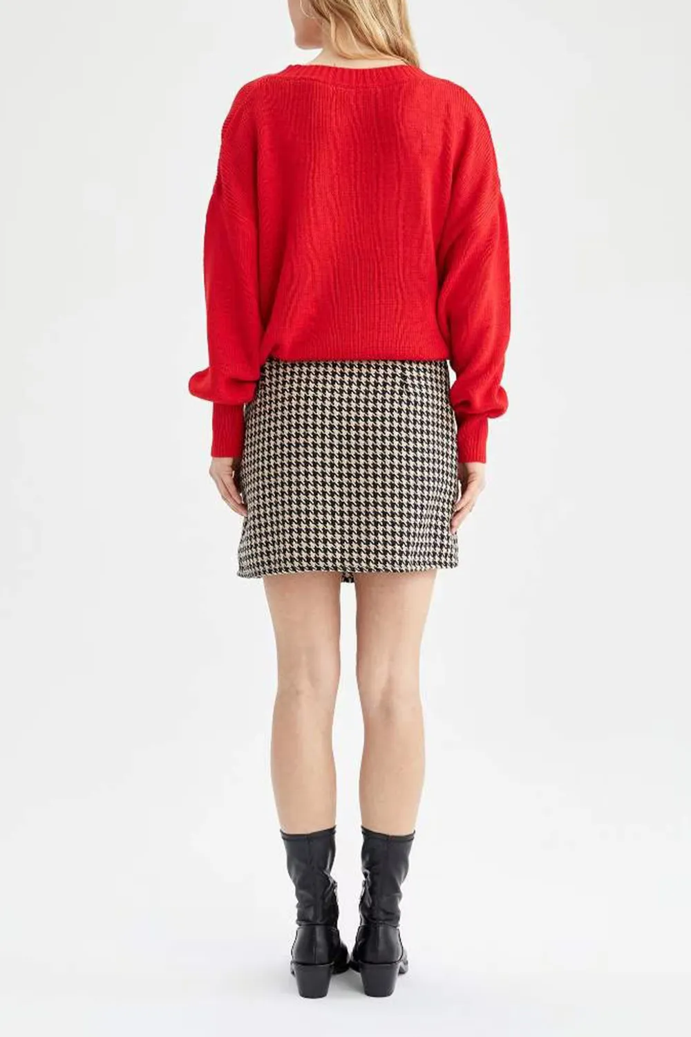 A Cut Check Print Mini Skirt