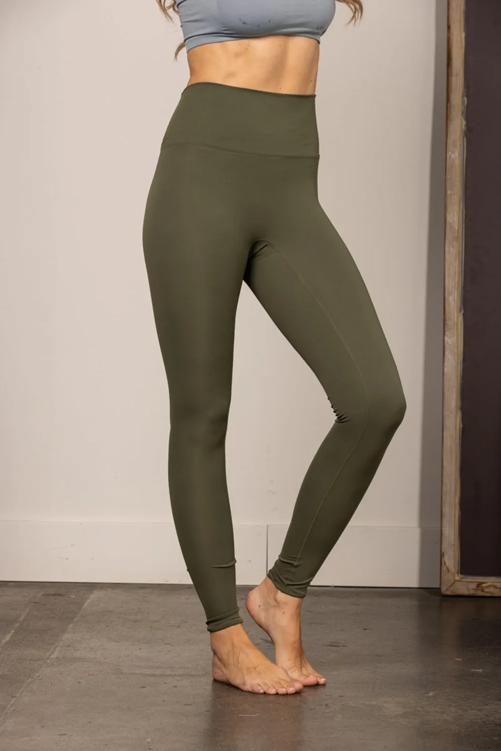 OLIVE HIGH-RISE LEGGINGS