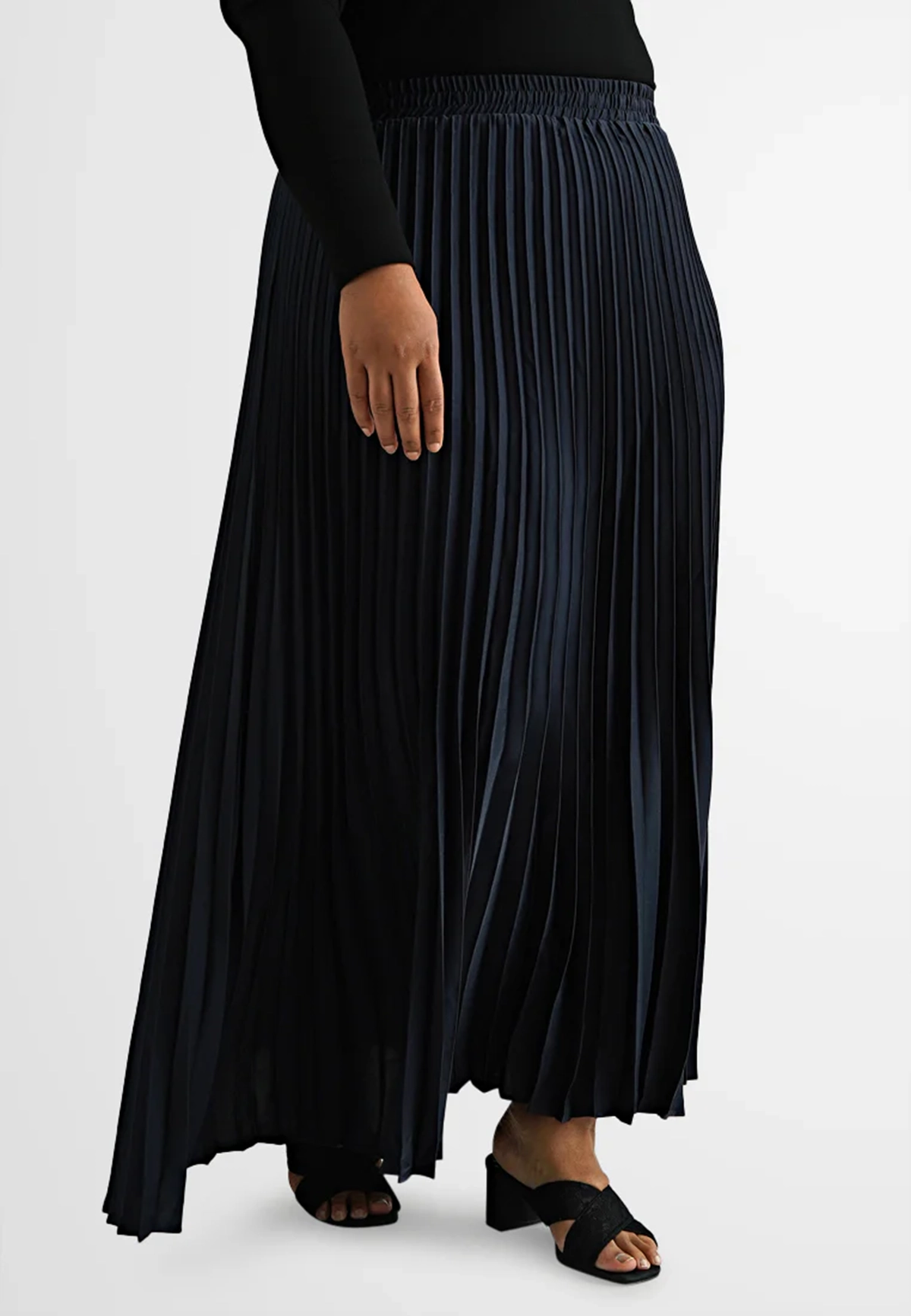 Satin Pleated Flare Skirt