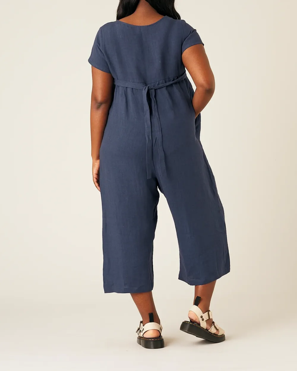 NAVY LINEN JUMPSUIT