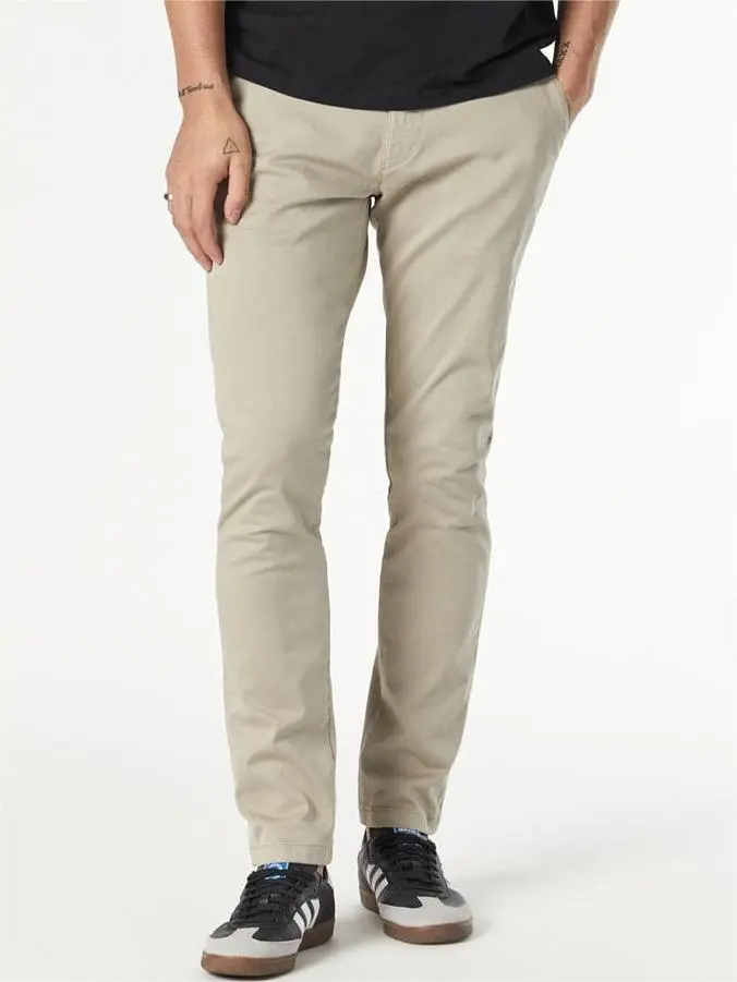 Johnny Slim Leg Chino