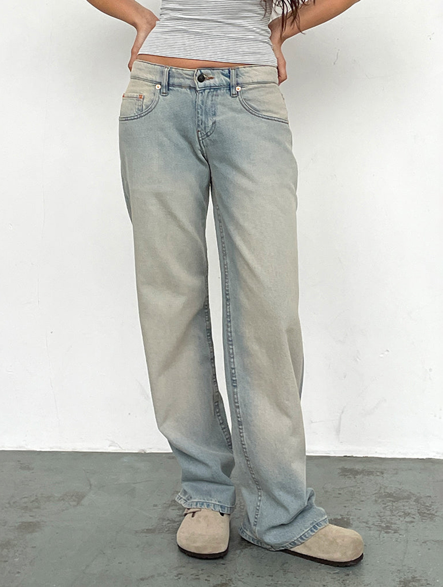 Sand Bleach Extreme Low Rise Parallel Jeans