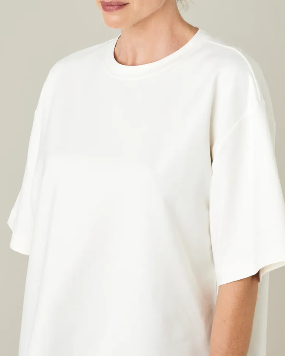 WHITE COTTON JERSEY SHORT DROP SLEEVE TOP