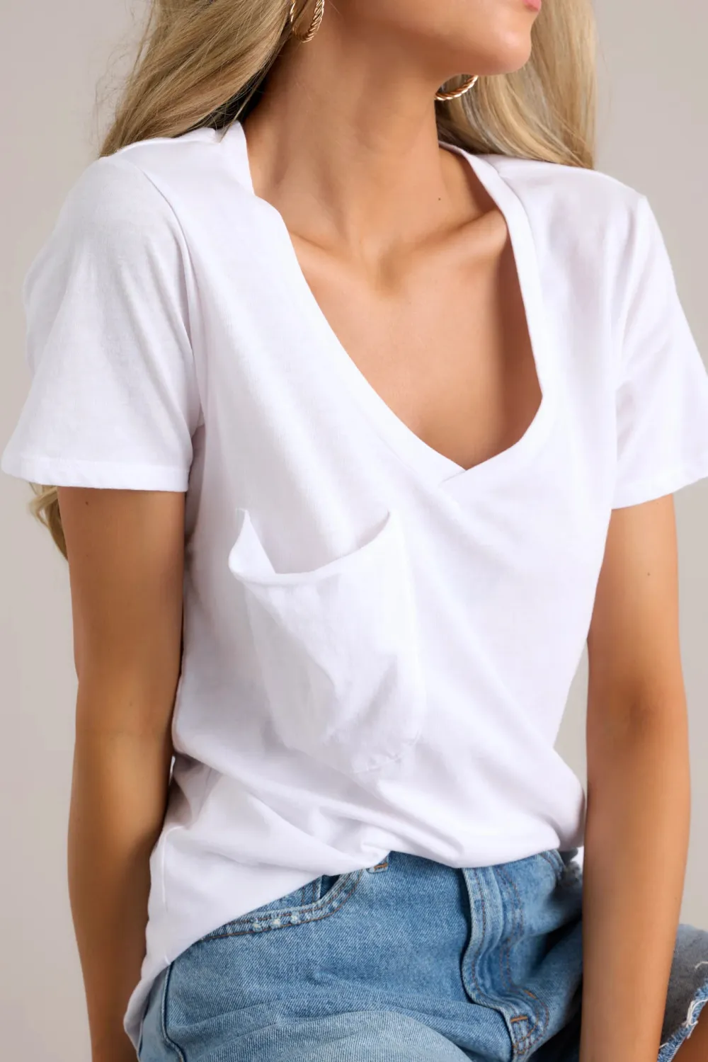 WHITE POCKET TEE