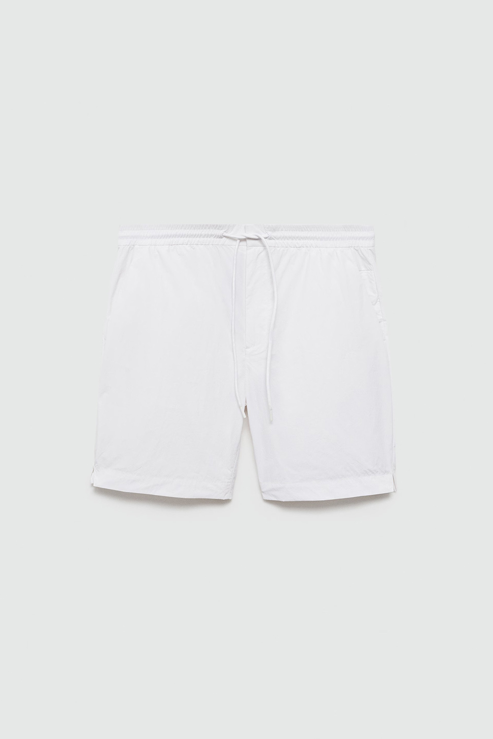 Water-repellent bermuda shorts with drawstring