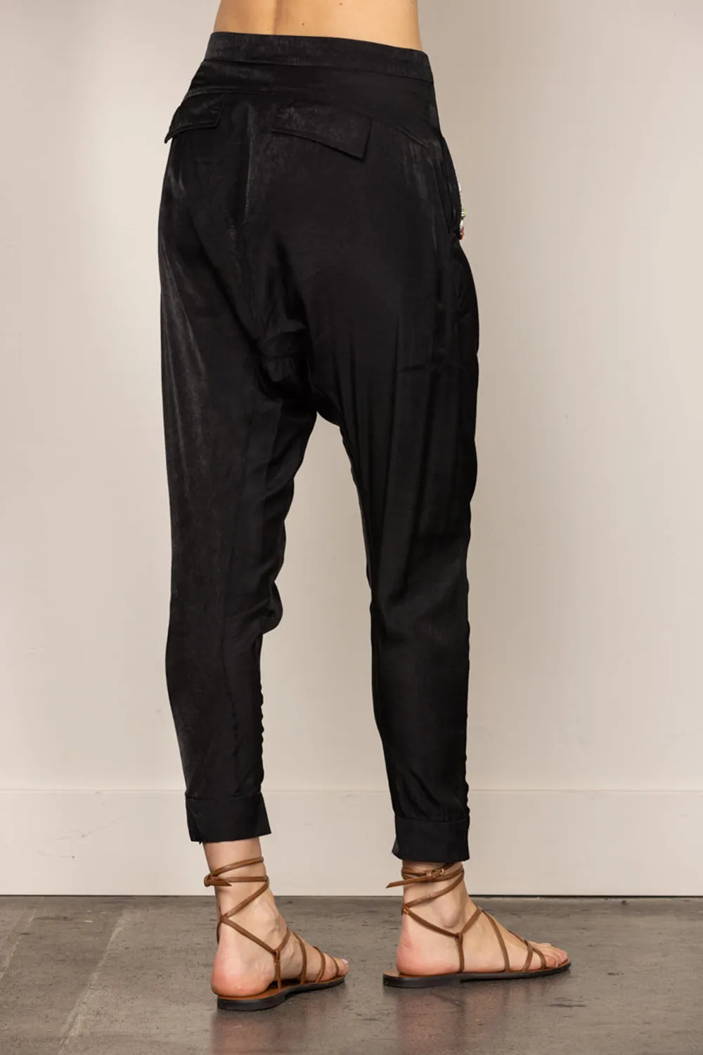 BLACK HAREM BEADS DETAILED PANTS