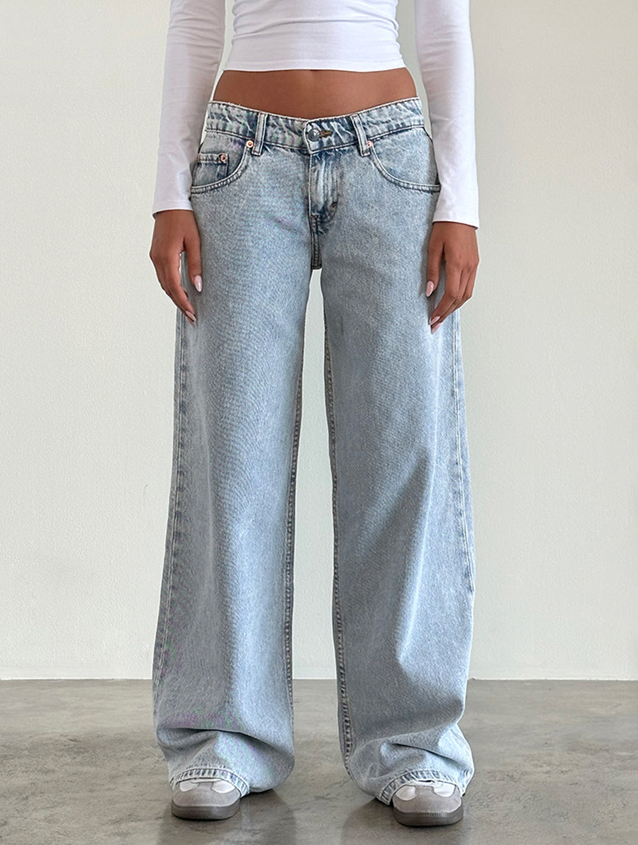 80'S Light Wash Blue Low Rise Roomy Jeans