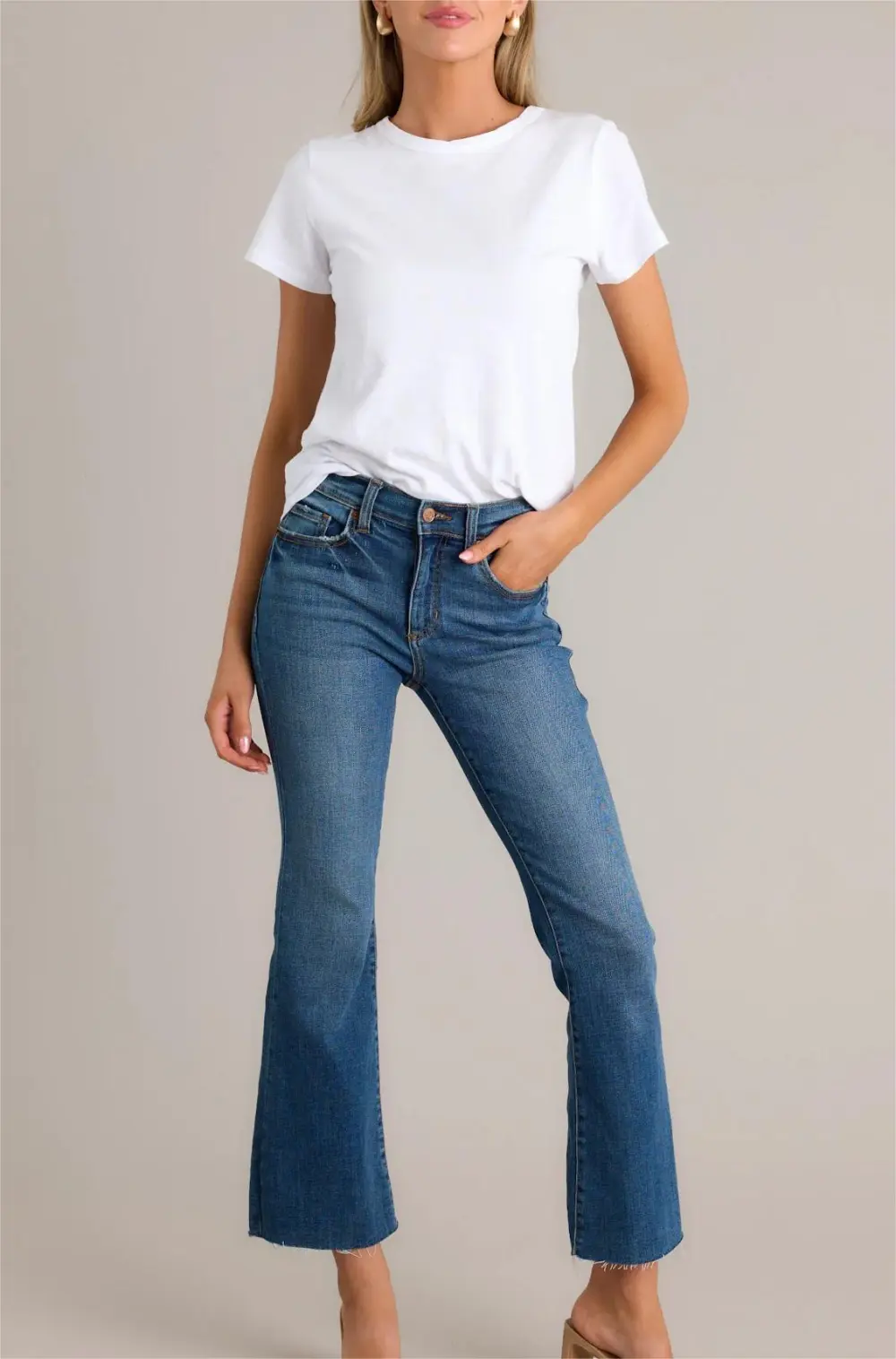 THE FUN SIDE MEDIUM WASH CROPPED FLARE JEANS