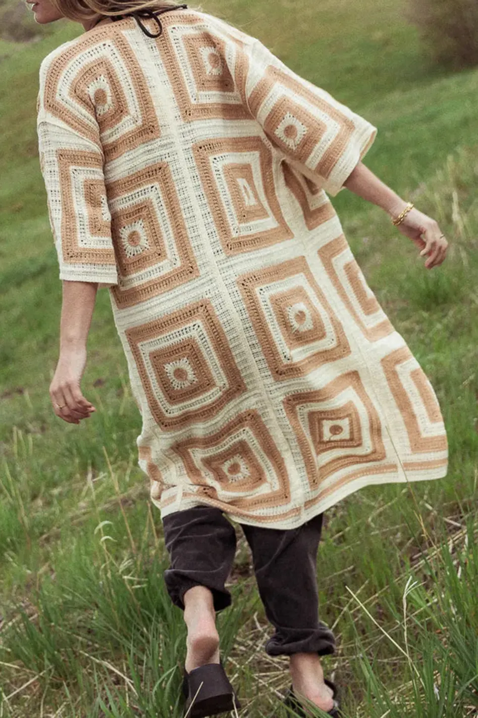 REGIO GEOMETRIC KIMONO IN BEIGE