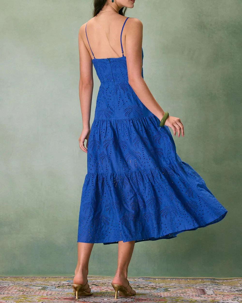 Blue hollow hanging cake dress