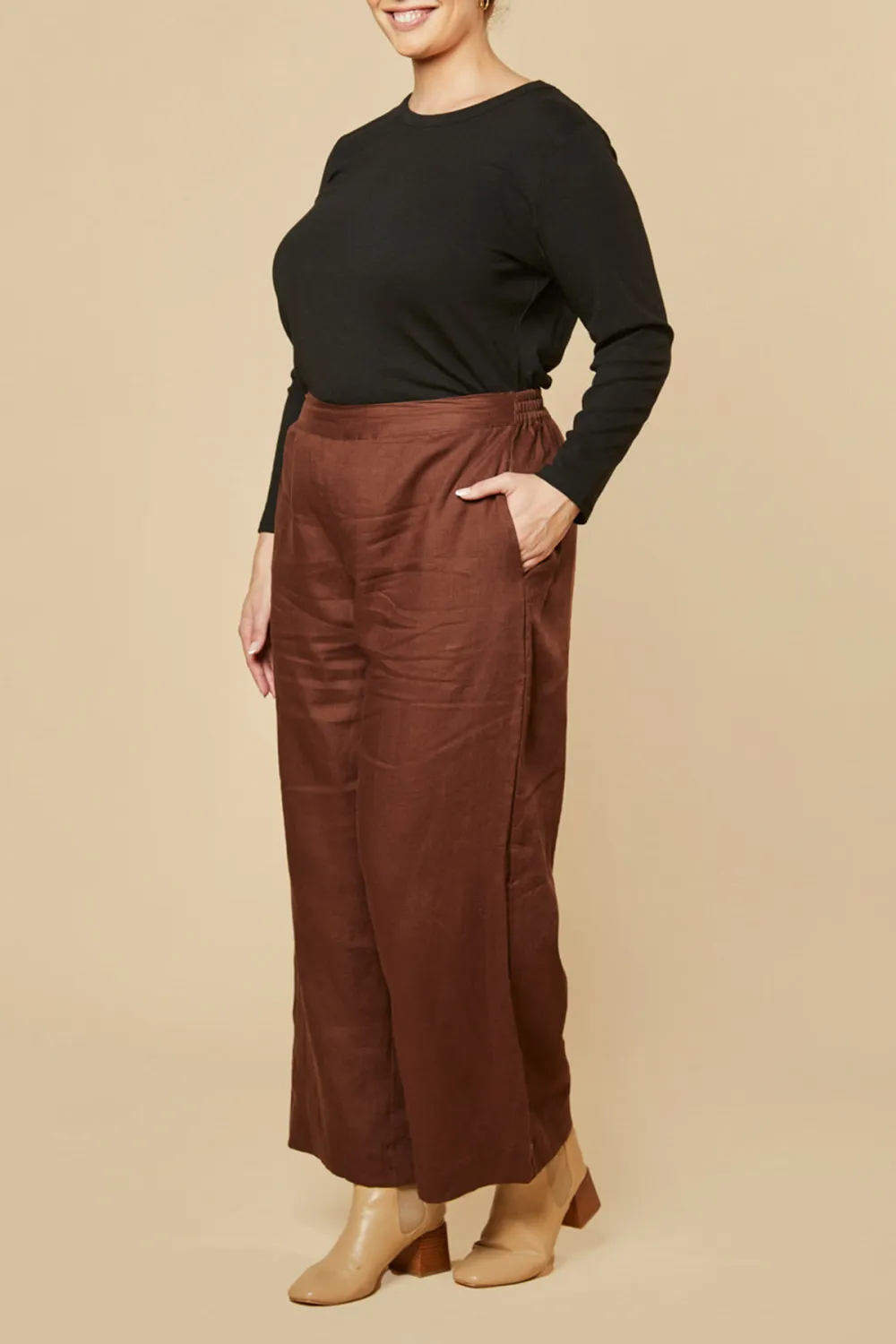 Camille Wide Leg Linen Pant in Raisin