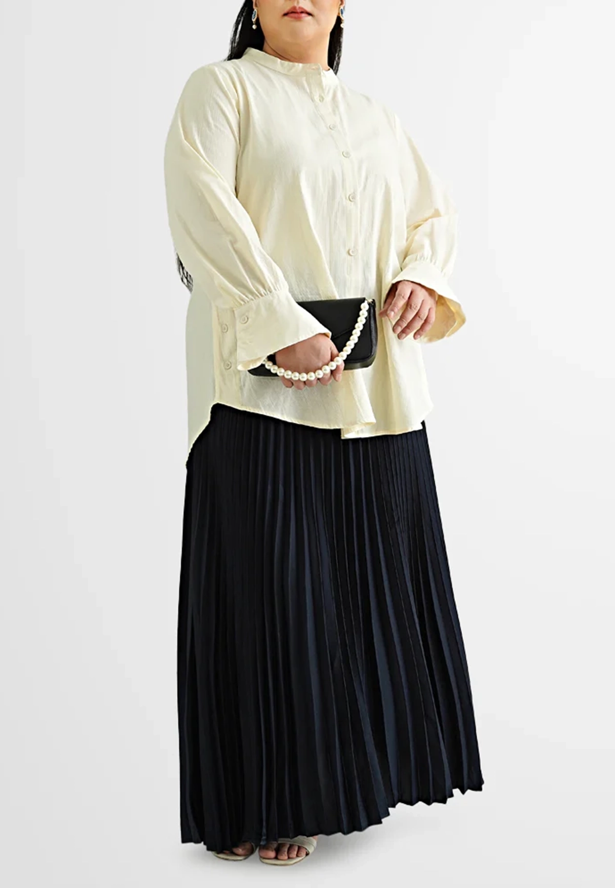 Oversized Smooth Pleated Skirt