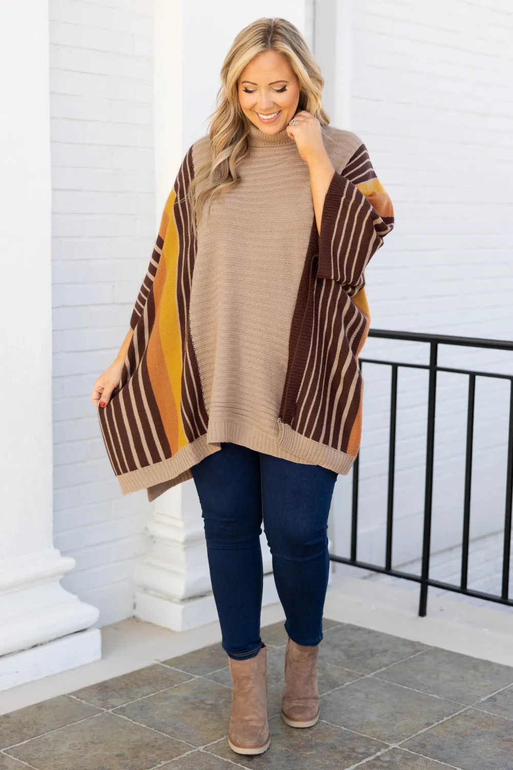 Feeling Wonderstruck Poncho, Taupe