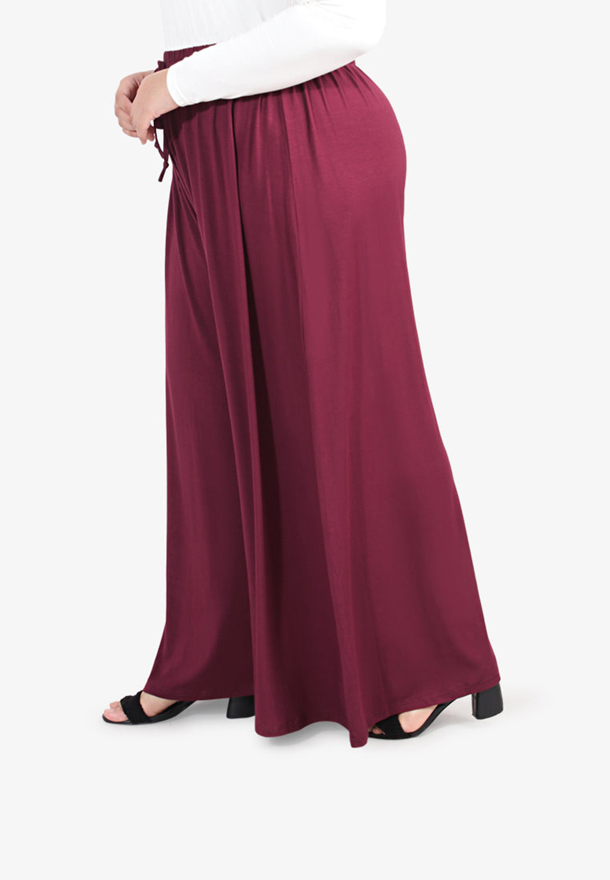 Large size wide-leg pants with elastic waistband