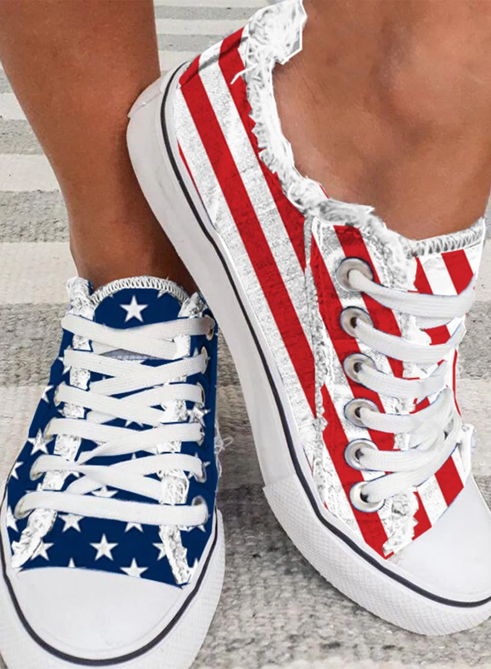 Women's Sneakers Star Striped Lace-up Canvas Sneakers