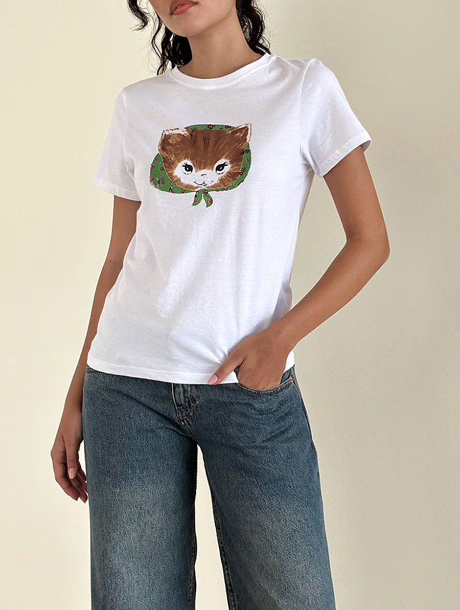 Kitty Print Saki White Tee