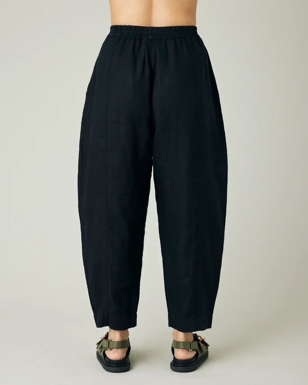 BLACK LINEN TROUSERS