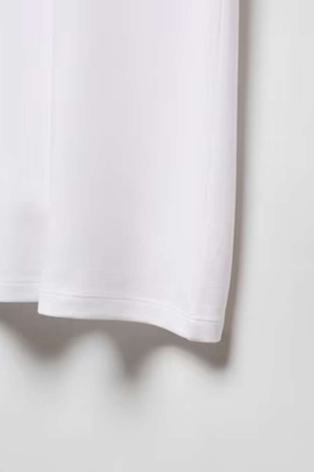 Breathable cotton t-shirt